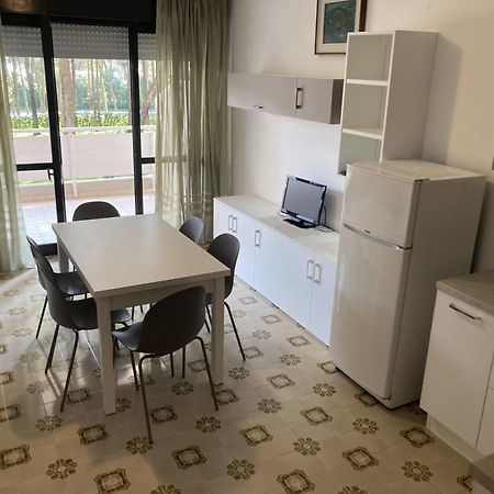 Appartamenti Meridiana Lignano Sabbiadoro Dış mekan fotoğraf